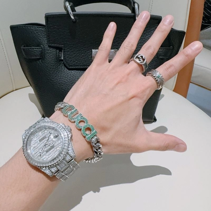 Versatile Gucci Bracelets 245212
