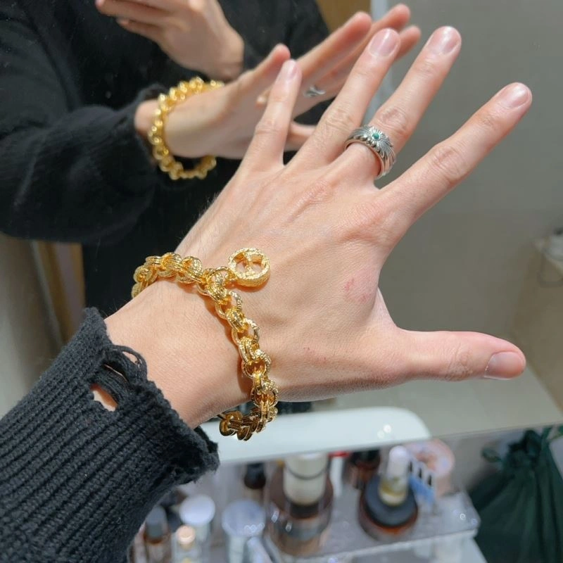 Gucci Bracelets Premium 245208