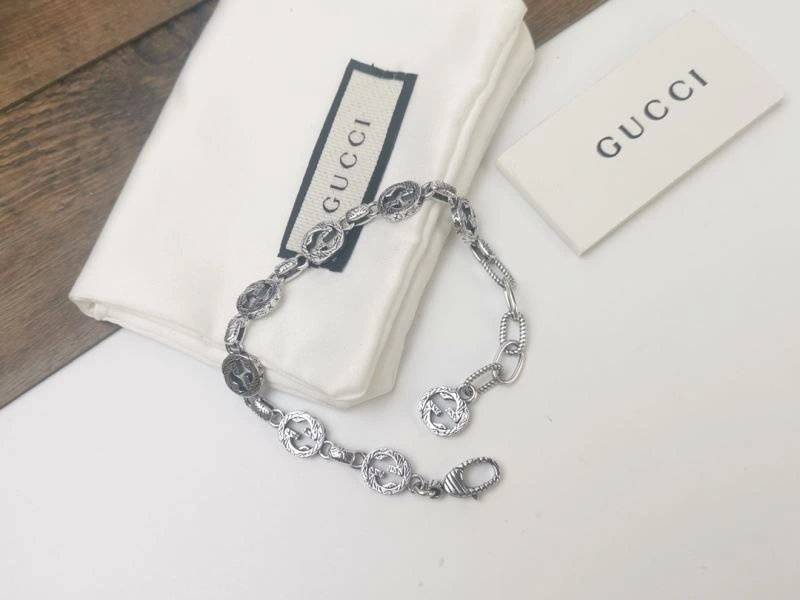 Snug Gucci Bracelets 245207