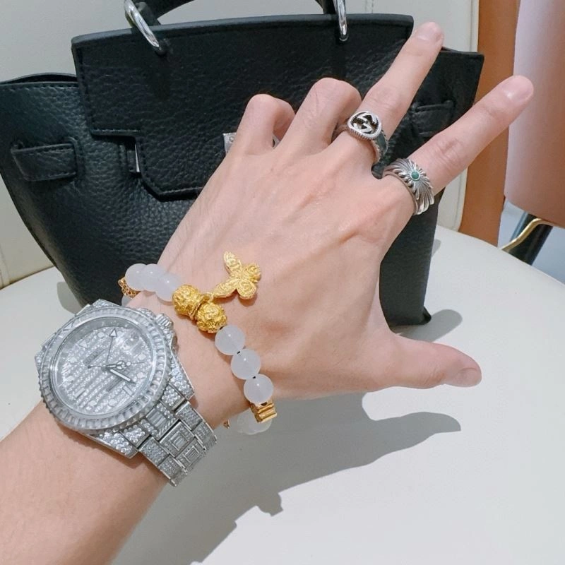 Gucci Bracelets Versatile 245201