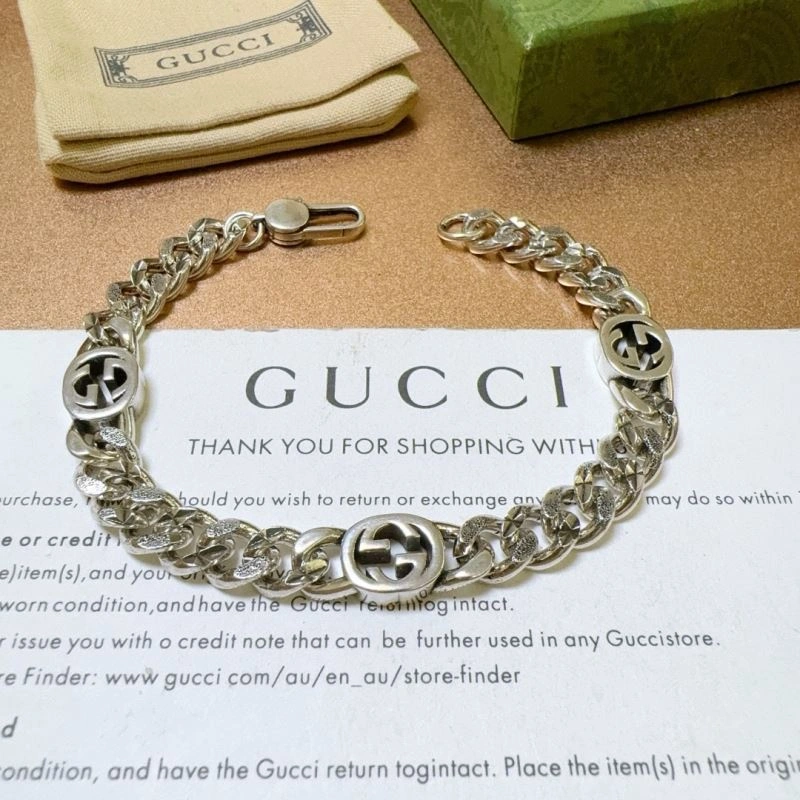 Snug Gucci Bracelets 245180