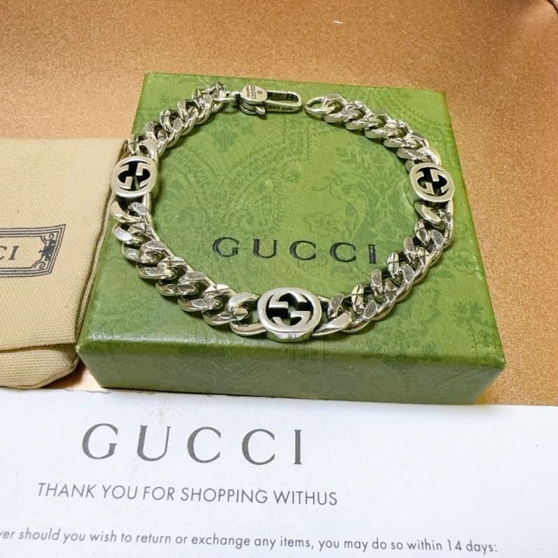Snug Gucci Bracelets 245180