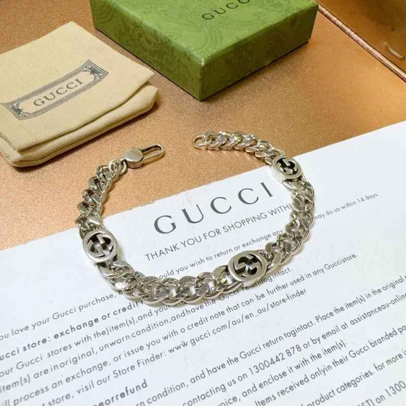 Snug Gucci Bracelets 245180