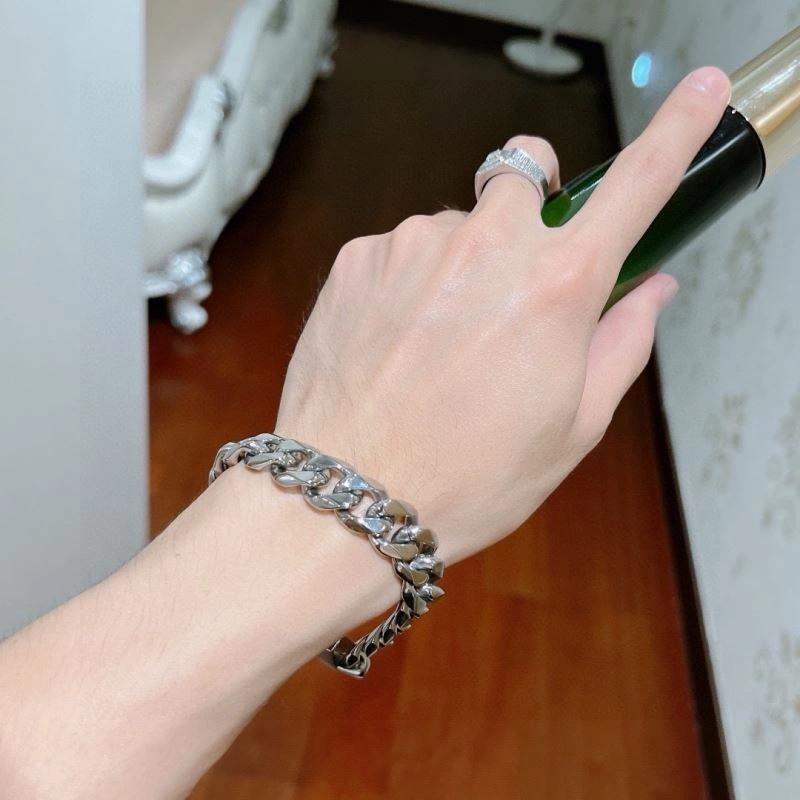 Unisex Gucci Bracelets 244867