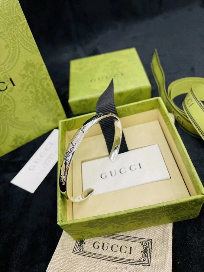 Resilient Gucci Bracelets 244858