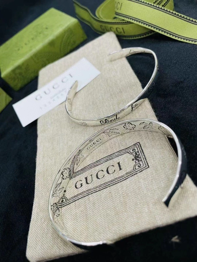 Resilient Gucci Bracelets 244858