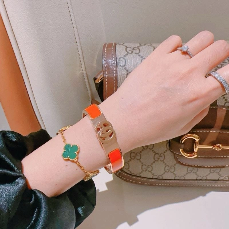 Breathable Gucci Bracelets 244851