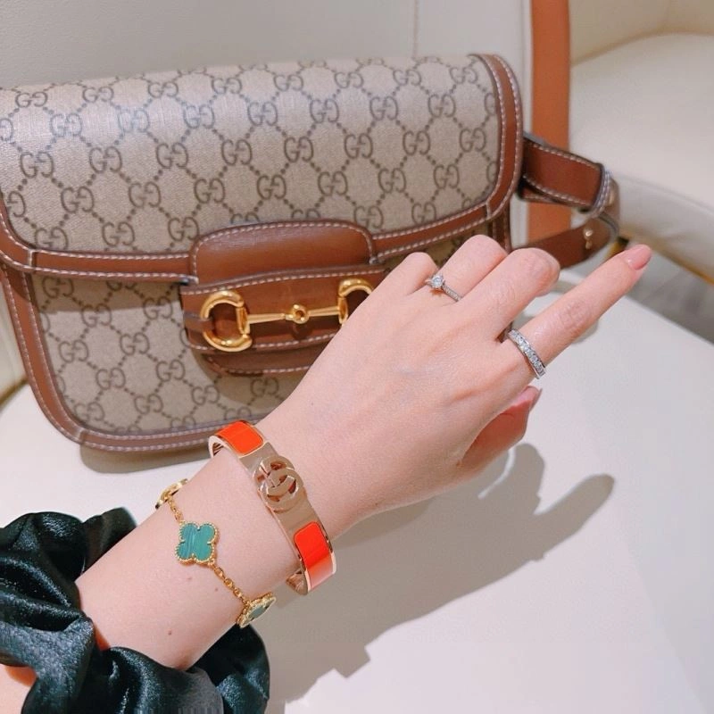 Breathable Gucci Bracelets 244851