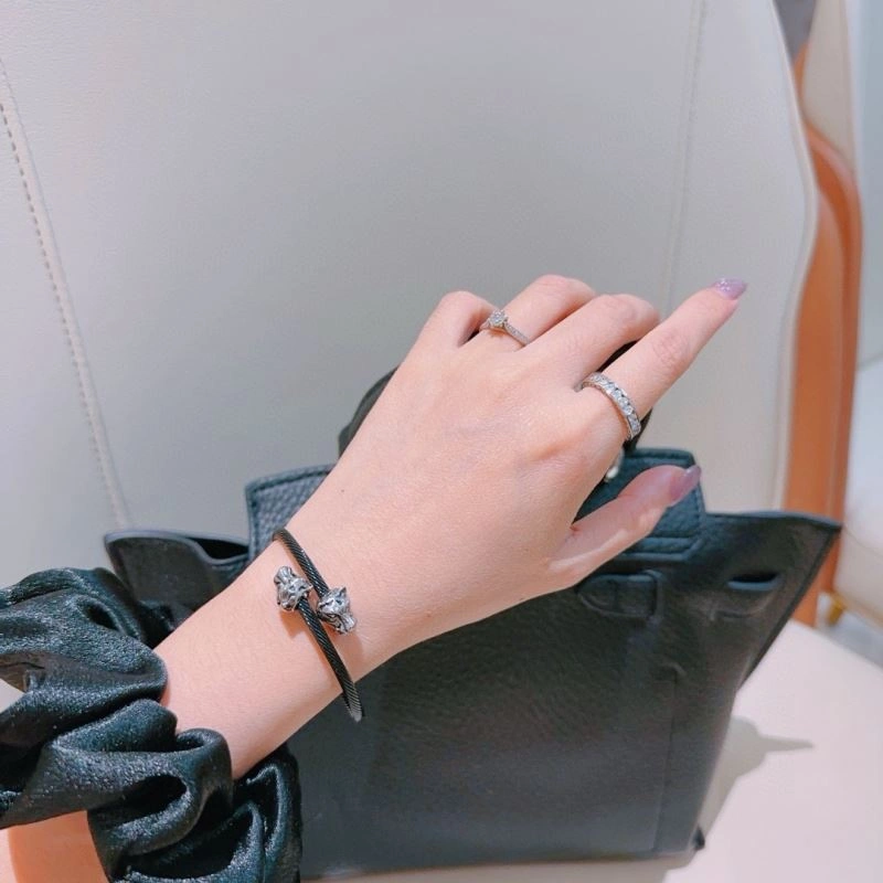 FashionForward Gucci Bracelets 244860