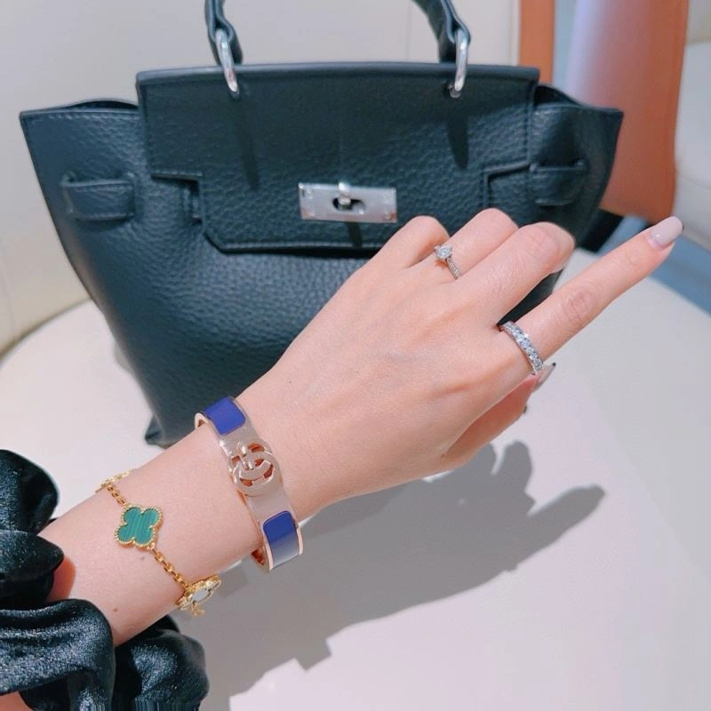 Affordable Gucci Bracelets 244835