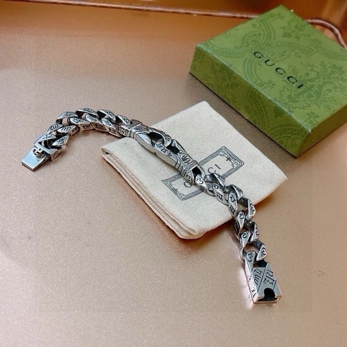 DailyWear Gucci Bracelets 244833