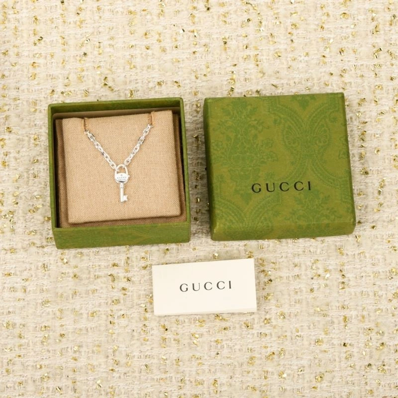 Chic Gucci Bracelets 244651