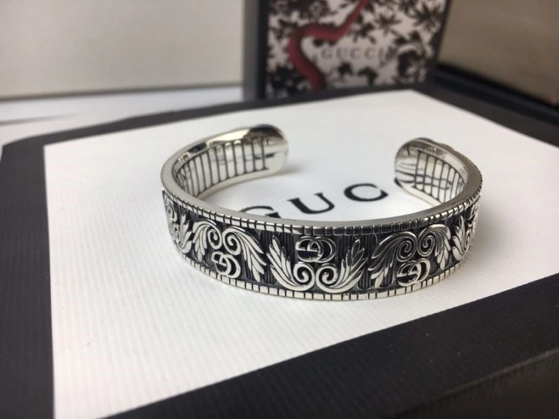 SmoothTexture Gucci Bracelets 244643