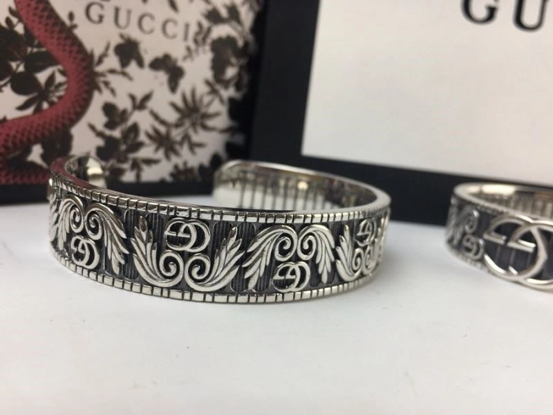 SmoothTexture Gucci Bracelets 244643