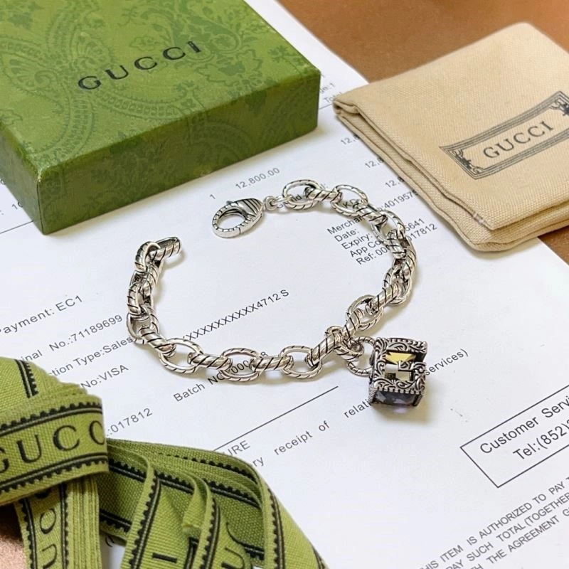 Comfortable Gucci Bracelets 244629