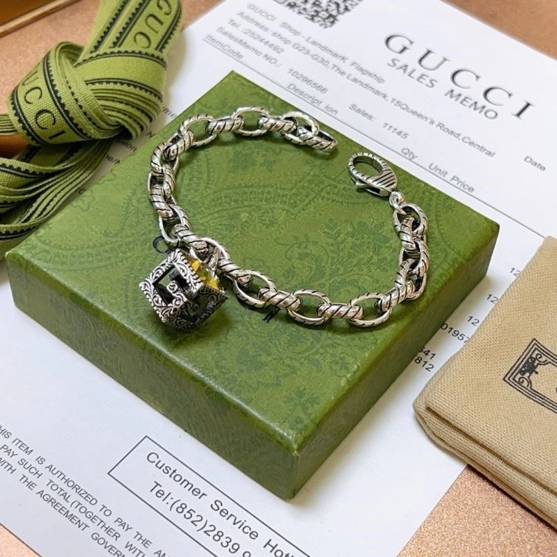 Comfortable Gucci Bracelets 244629