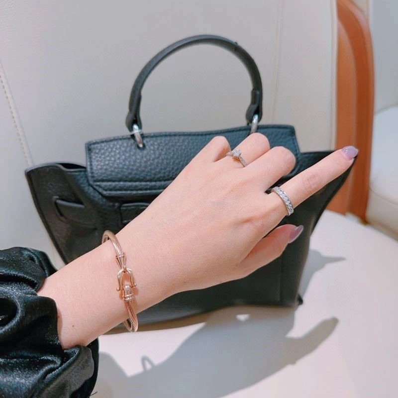 TechFriendly Gucci Bracelets 244628