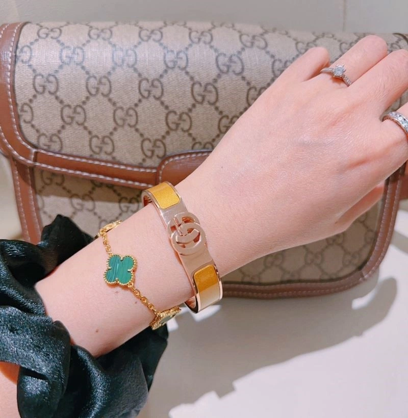 StreetReady Gucci Bracelets 244627