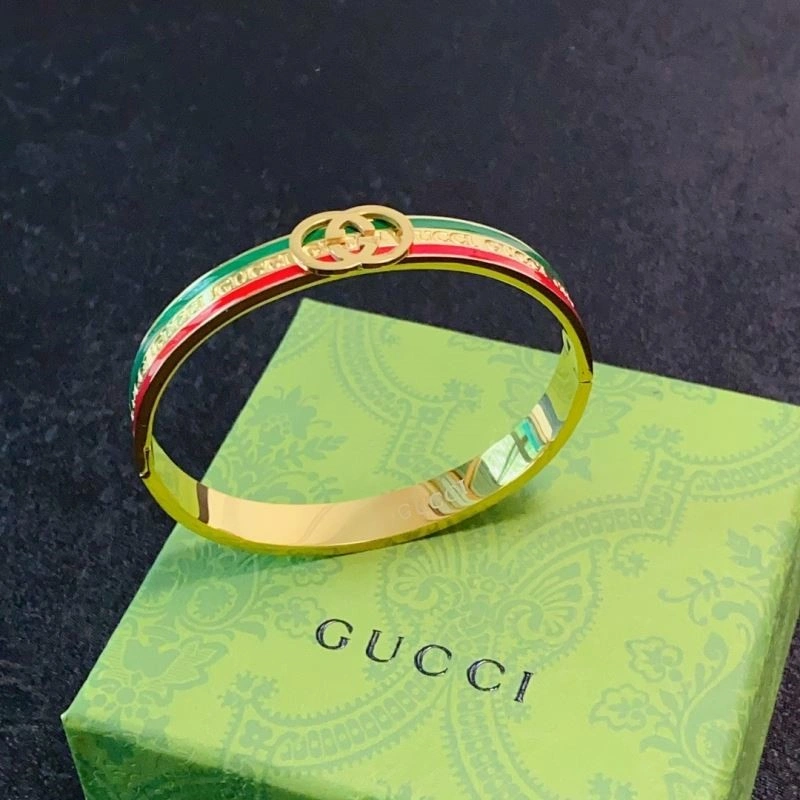 EyeCatching Gucci Bracelets 244604