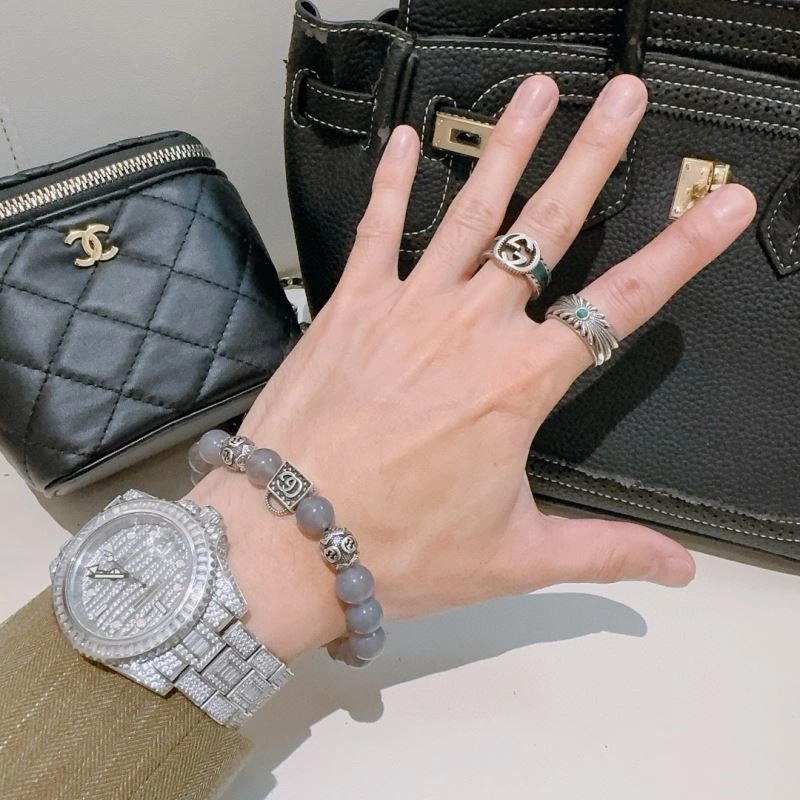 Flexible Gucci Bracelets 244596