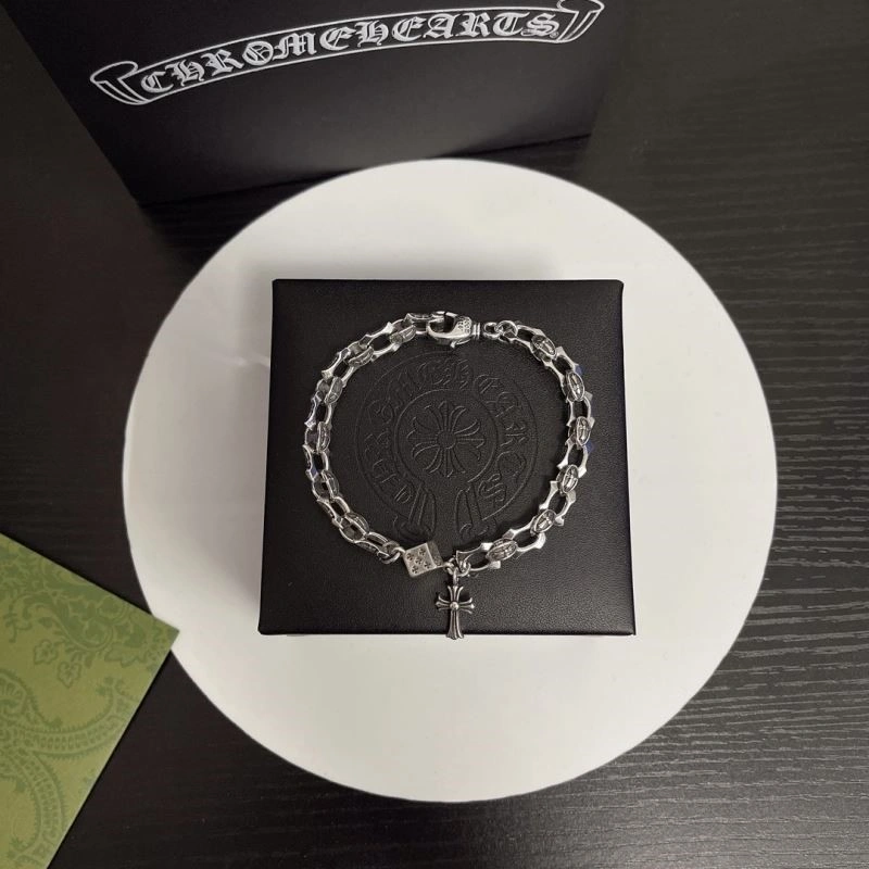 RelaxedFit Gucci Bracelets 244626