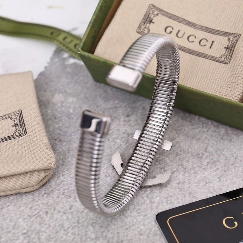 Stretchable Gucci Bracelets 244597