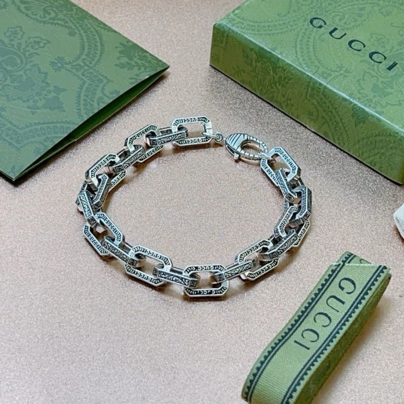Lightweight Gucci Bracelets 244614