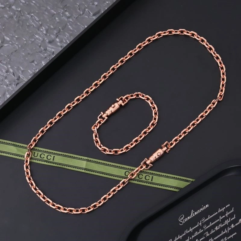 Supportive Gucci Bracelets 244434