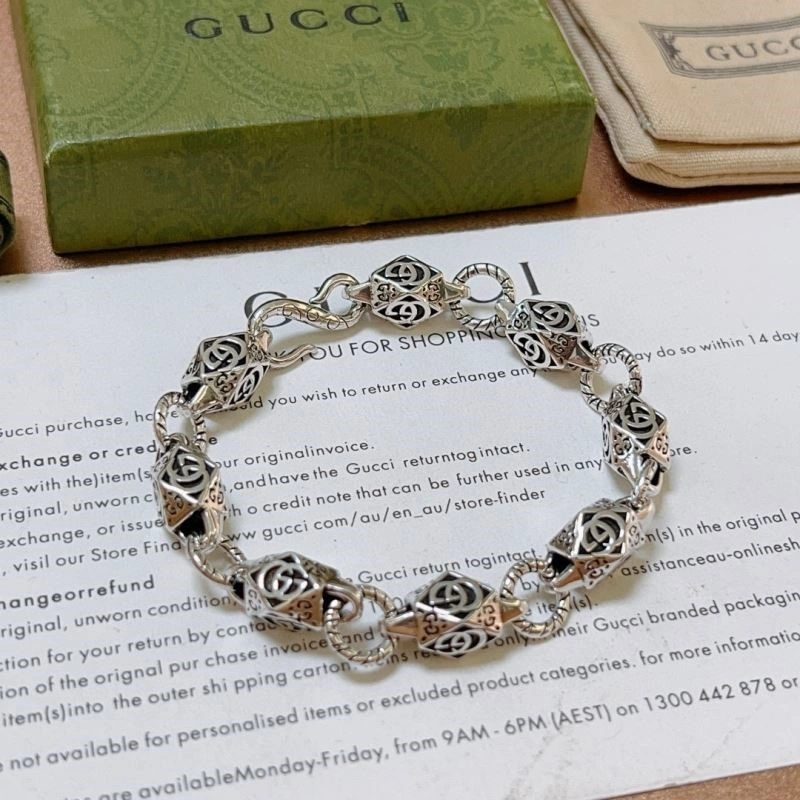 Gucci Bracelets Stylish 244424