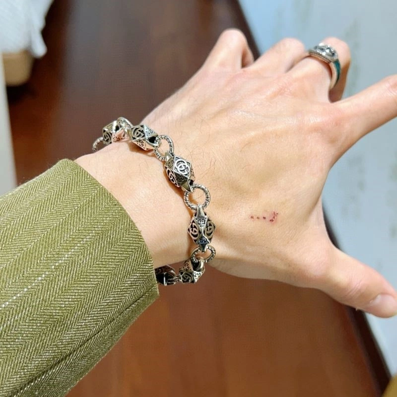 Gucci Bracelets Stylish 244424