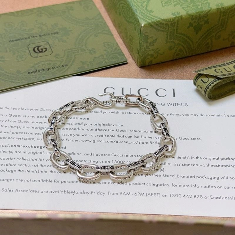 Modern Gucci Bracelets 244423