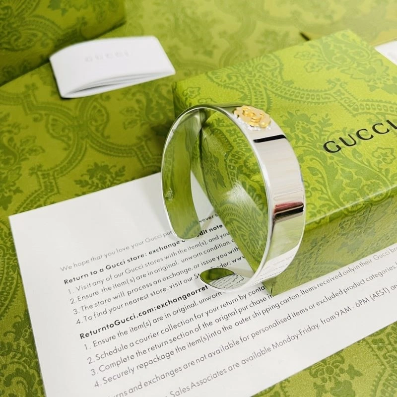 Comfortable Gucci Bracelets 244395