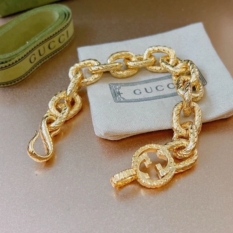 Gucci Bracelets Elegant 244410