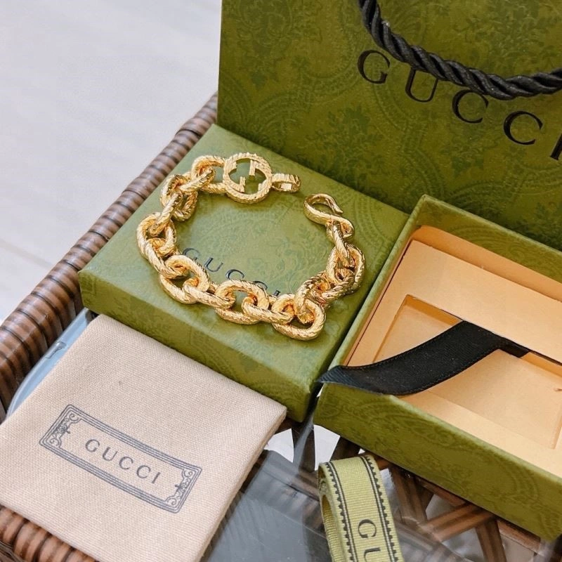 Gucci Bracelets Elegant 244410