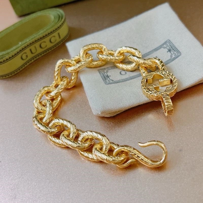 Gucci Bracelets Elegant 244410