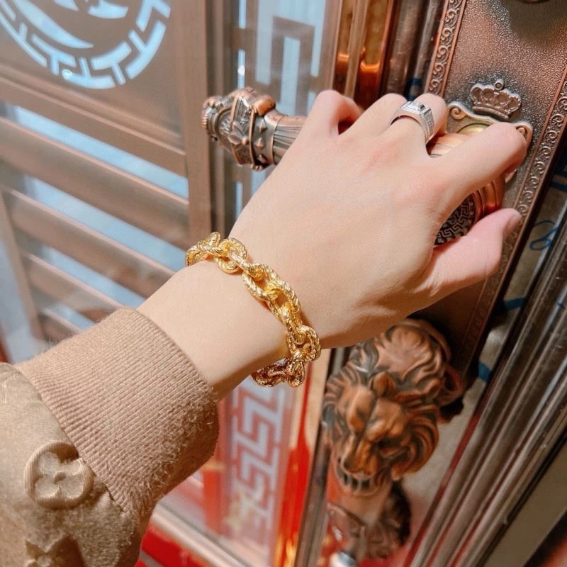 Gucci Bracelets Elegant 244410