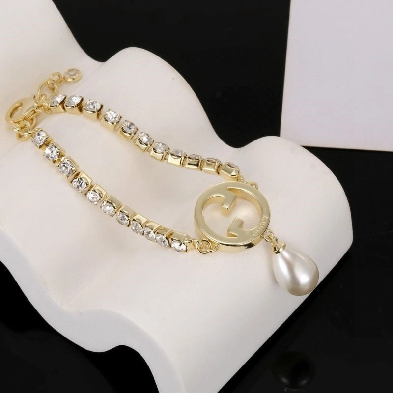 Tailored Gucci Bracelets 244389