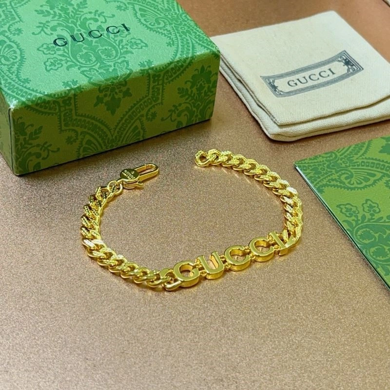 Sporty Gucci Bracelets 244359