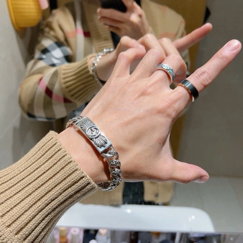 EyeCatching Gucci Bracelets 244358