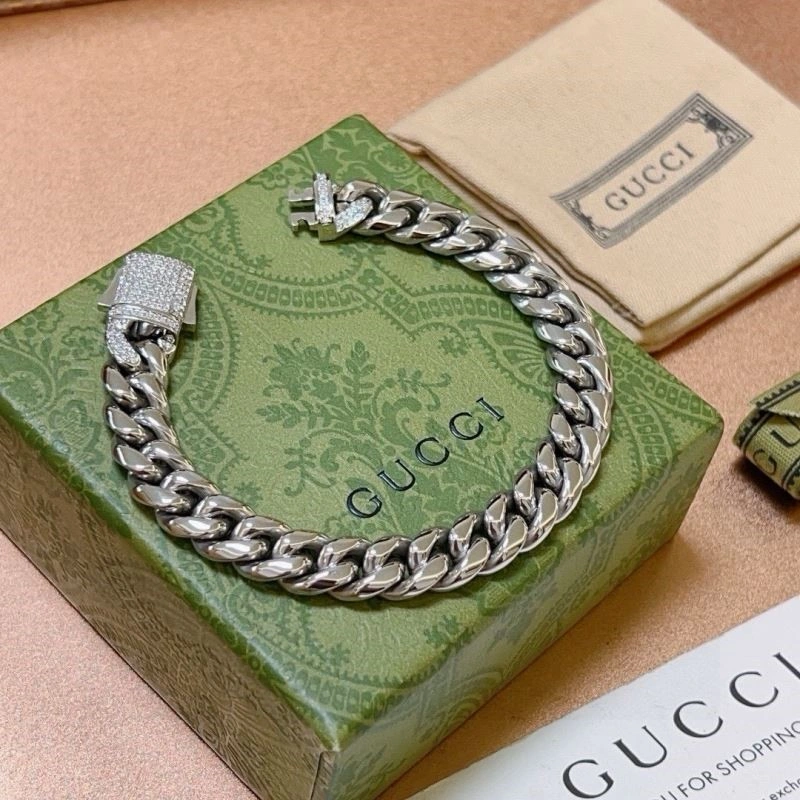 RelaxedFit Gucci Bracelets 244366