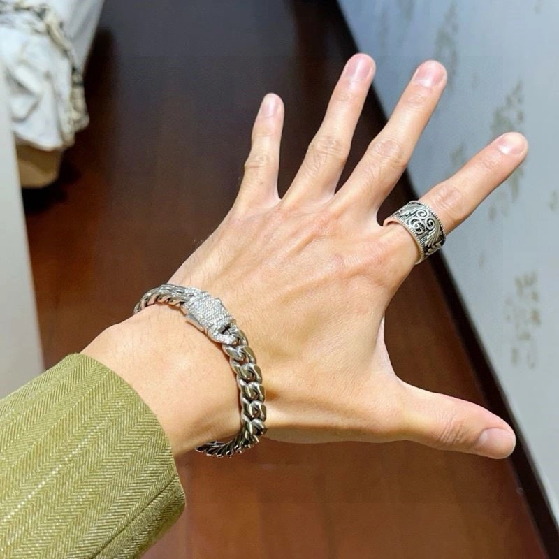 RelaxedFit Gucci Bracelets 244366