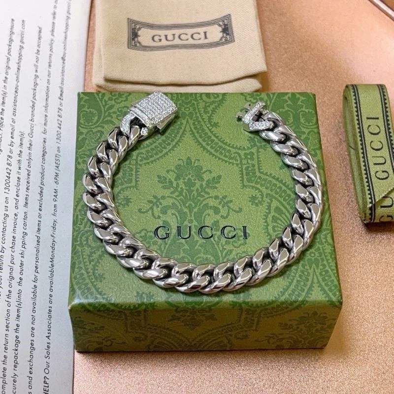 RelaxedFit Gucci Bracelets 244366