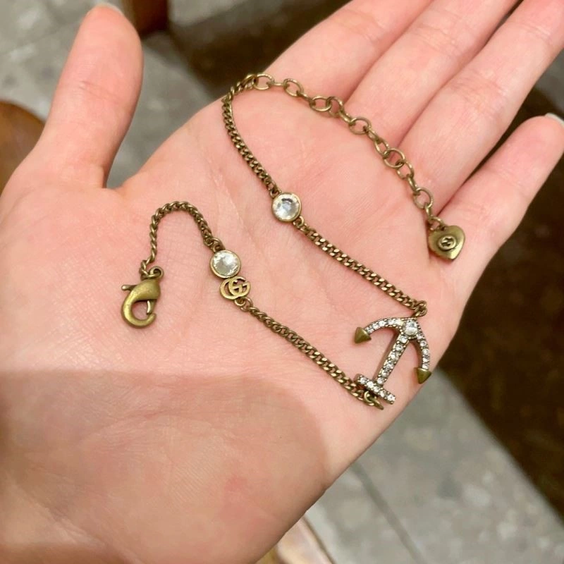 RelaxedFit Gucci Bracelets 244183