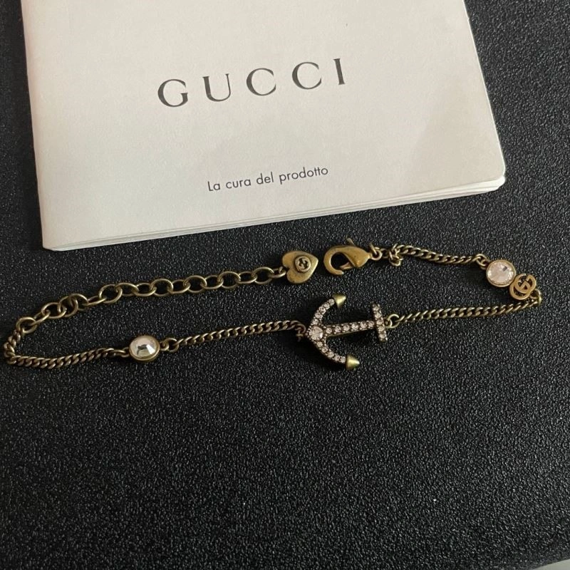 RelaxedFit Gucci Bracelets 244183