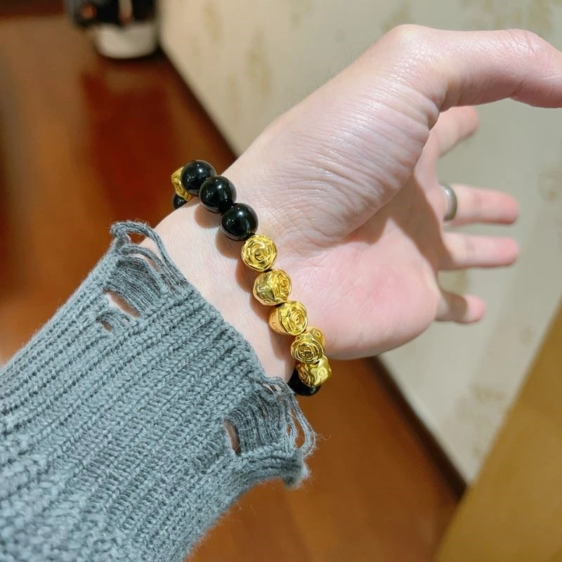 Versatile Gucci Bracelets 244179