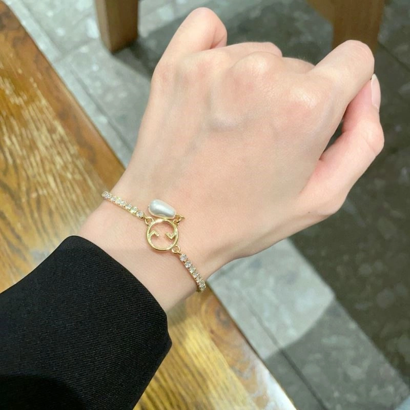 Gucci Bracelets Popular 244169