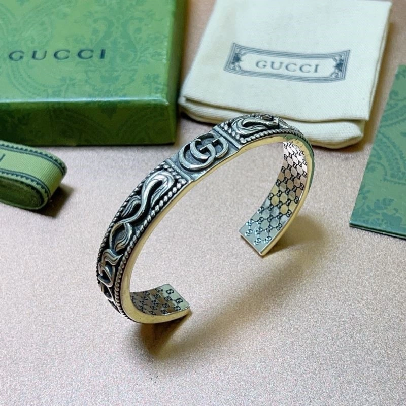 Resilient Gucci Bracelets 244133