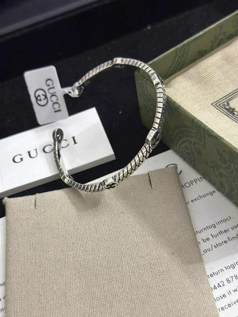 Gucci Bracelets SmartChoice 244103