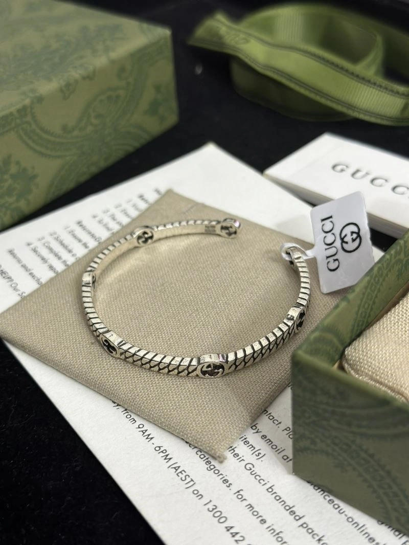 Gucci Bracelets SmartChoice 244103