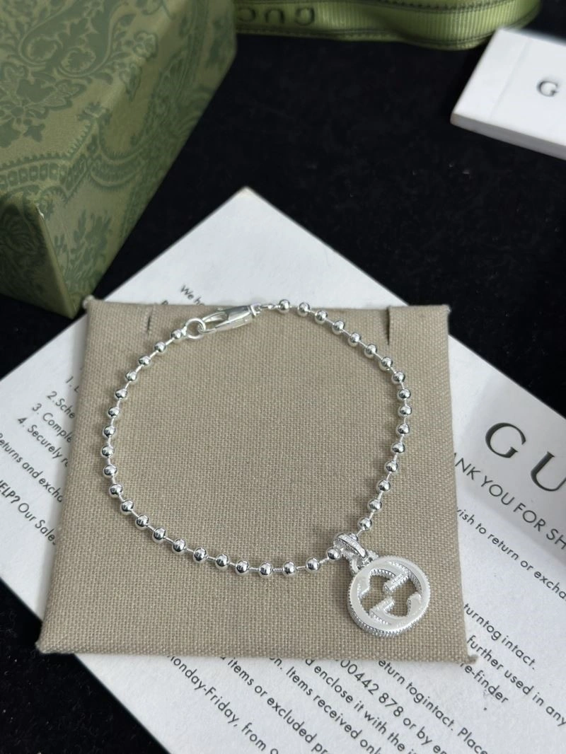 Vibrant Gucci Bracelets 244108